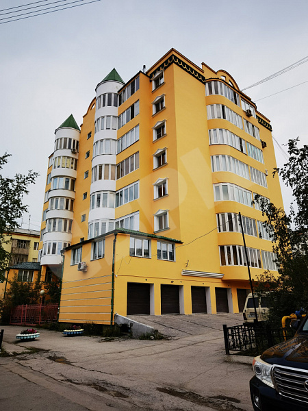 Купить 3 комнатную квартиру площадью 112 кв.м за 25000000 рублей